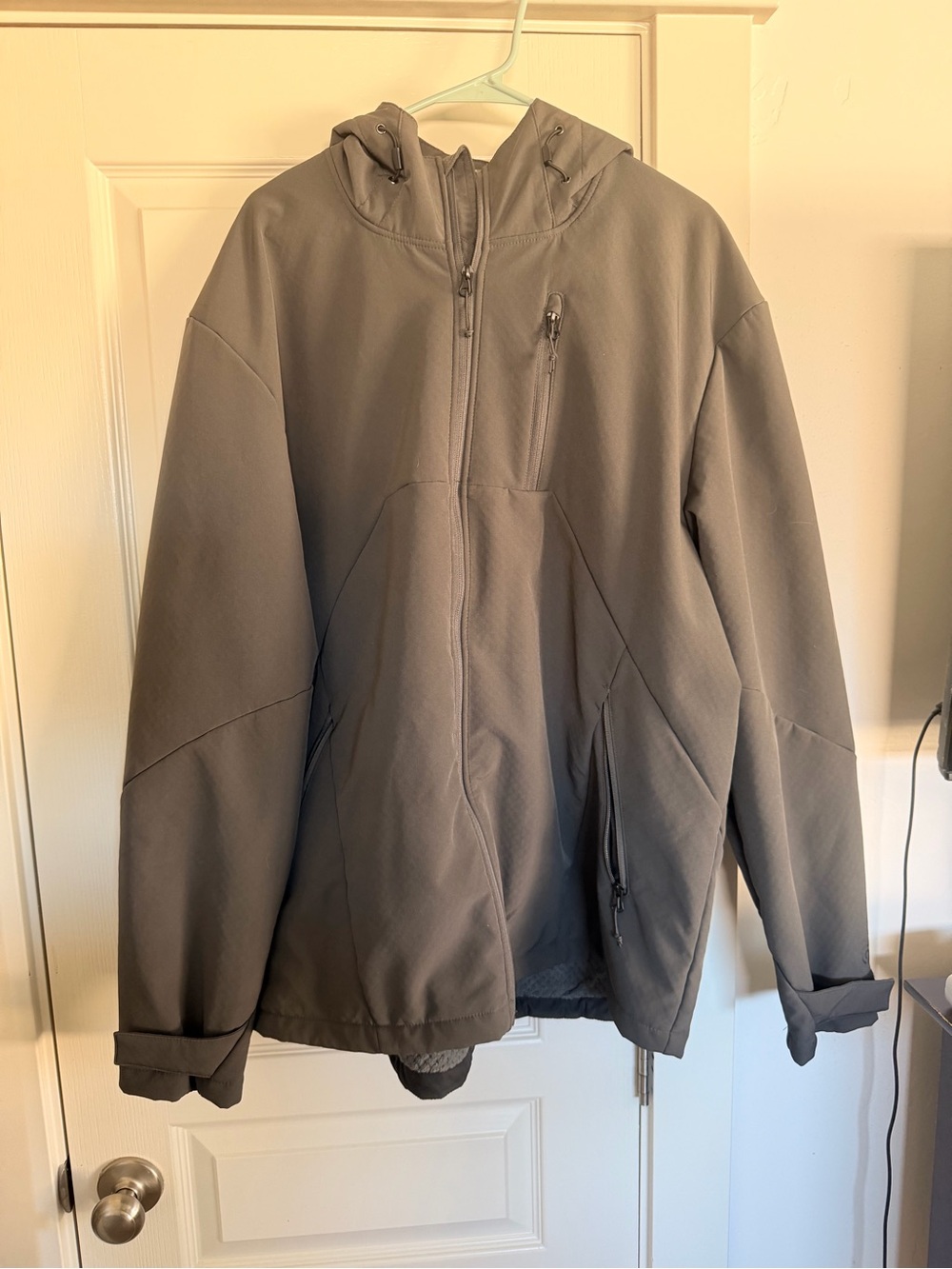 Champion Men's Hooded Performance Jacket in Gray
